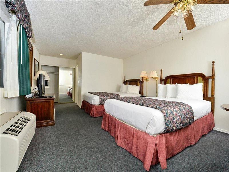 Americas Best Value Inn & Suites - Lancaster Exterior foto