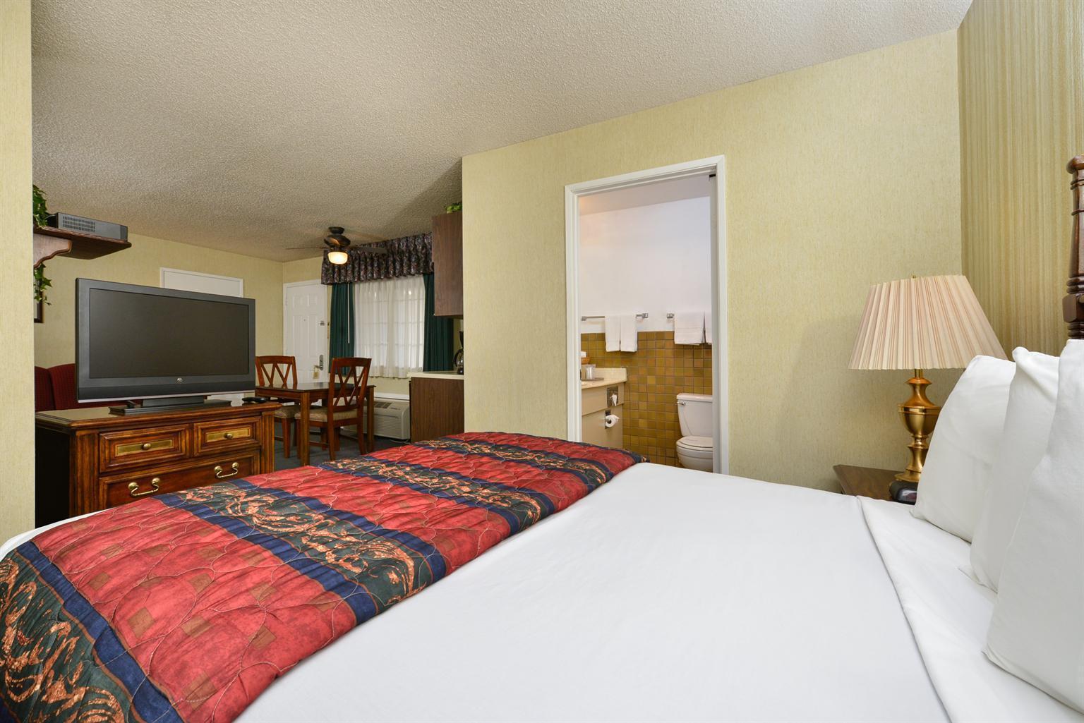 Americas Best Value Inn & Suites - Lancaster Exterior foto