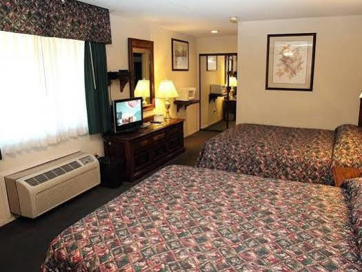 Americas Best Value Inn & Suites - Lancaster Exterior foto
